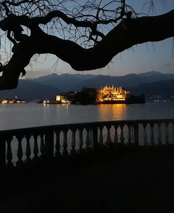 Little Suite Near Lake Verbania Buitenkant foto