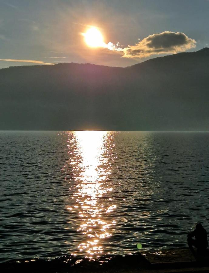 Little Suite Near Lake Verbania Buitenkant foto