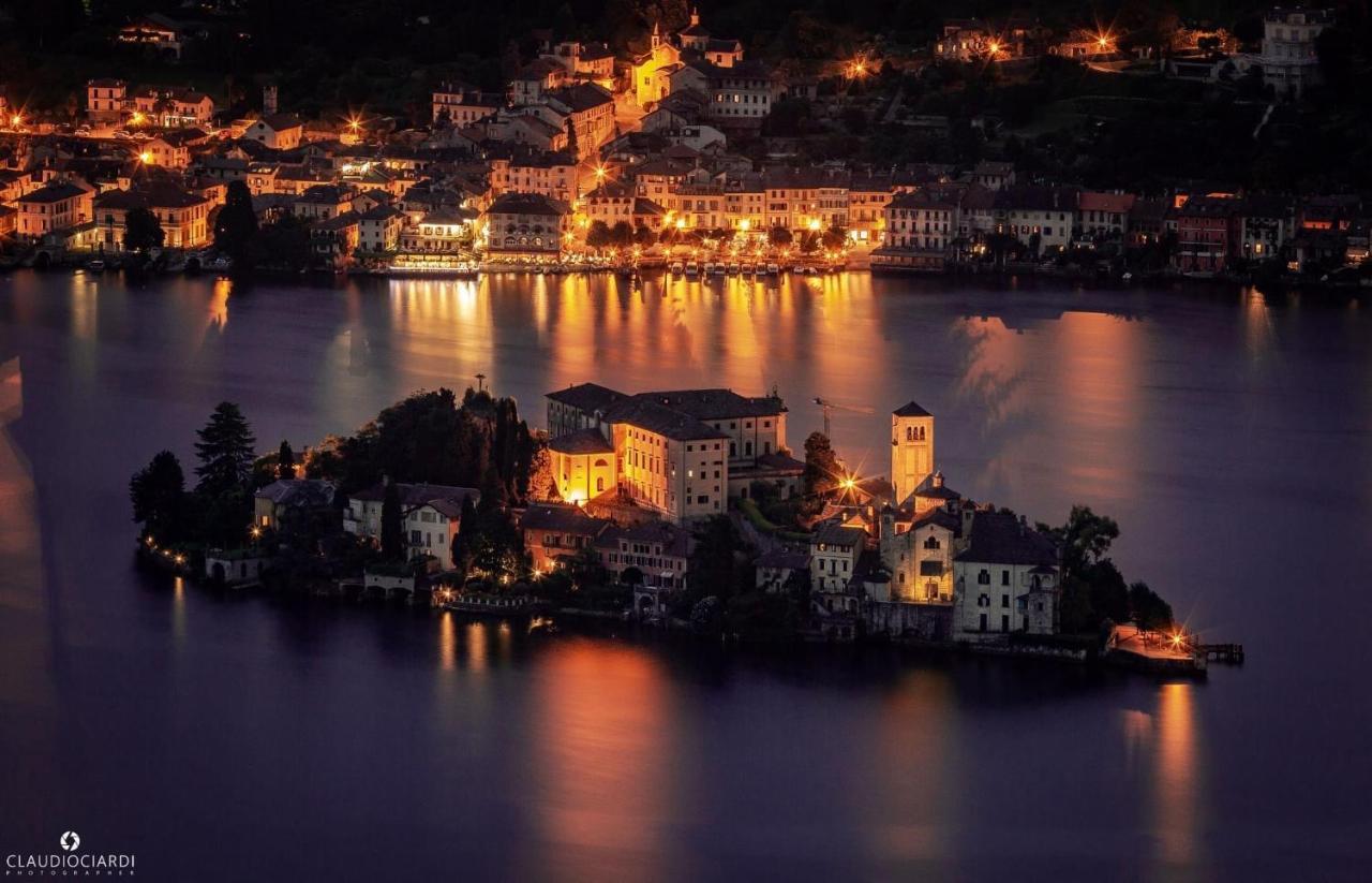 Little Suite Near Lake Verbania Buitenkant foto
