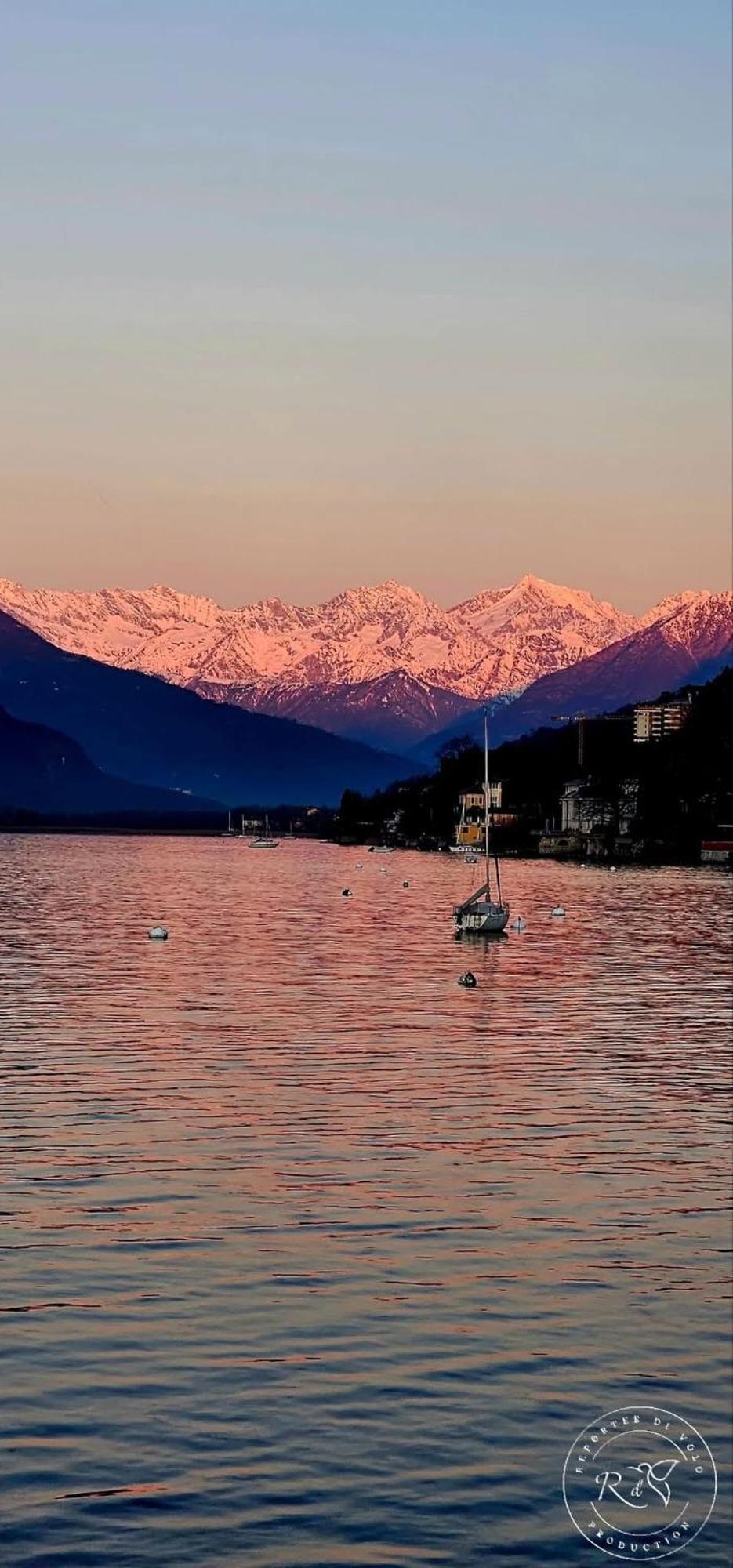 Little Suite Near Lake Verbania Buitenkant foto