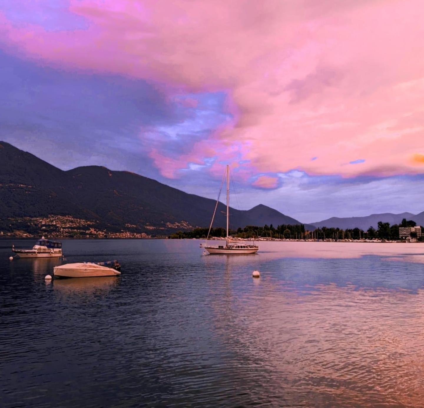 Little Suite Near Lake Verbania Buitenkant foto